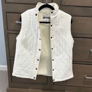 Columbia Ivory Quilted Sherpa Vest